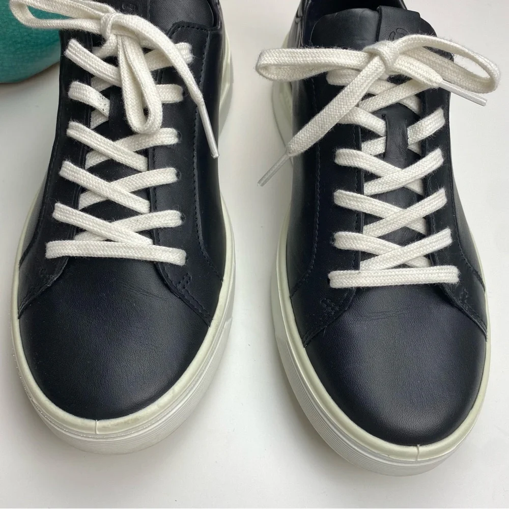 ECCO Men's Street Tray Classic Sneakers